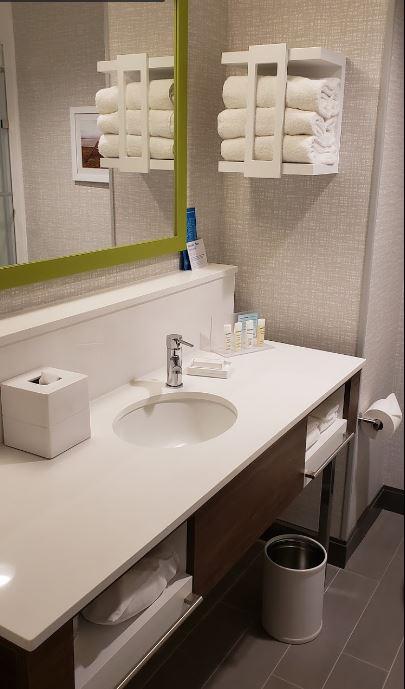 Hampton Inn & Suites Kelowna, British Columbia, Canada Exteriér fotografie